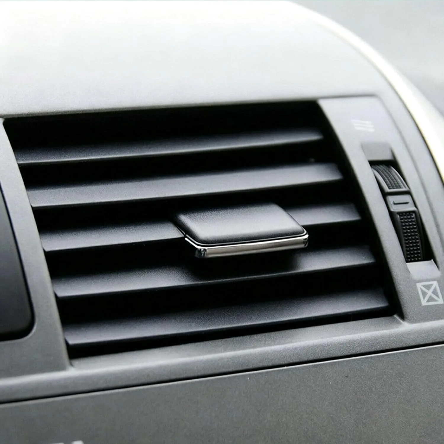 Car AC Vent Clip Slider - view 5