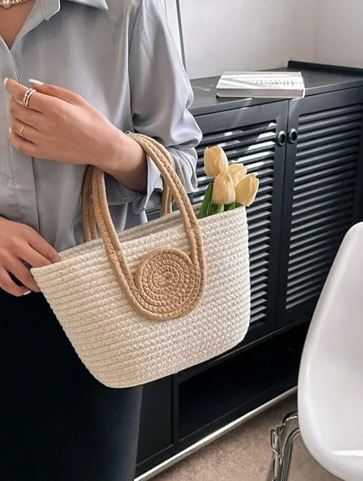 Attractive Hand Bag | Large To - view 3