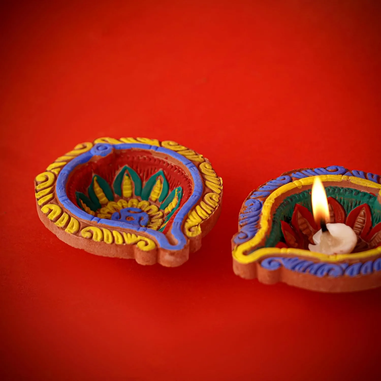 In-Depth Review: best clay diya making kit - ILEARNNGROW DIY Diwali Diya Making Kit | 5 Clay Earthen Diyas | 6 Vibrant Paint Colors and Brush | Handma 4 ILEARNNGROW DIY Diwali Diya Mak - view 3